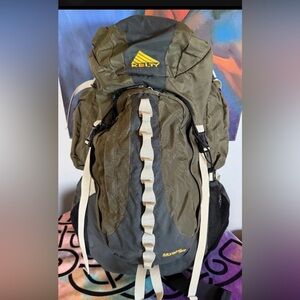 Kelty Moraine 3600 Hiking Internal Frame Backpack Green Cargo Tactical Top Load